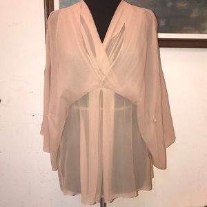 NWT Alicia + Olivia blush Kimono Tunic Blouse XS